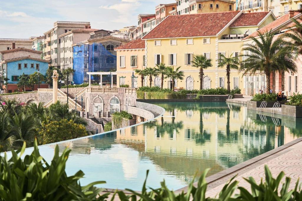 Times Corner Sorrento Hotel - Complimentary Sunset Town Tour 4pm to 5pm everyday photo 2