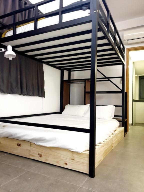 ZVillage NCC - Modern Townhouse in District 1 photo 2