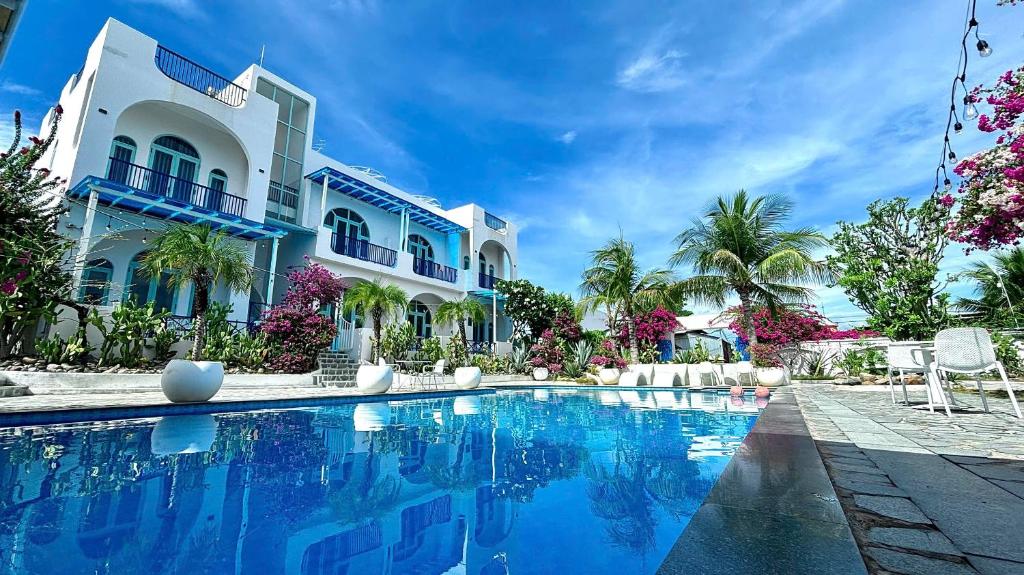 Santorini Villa Cam Ranh photo 2
