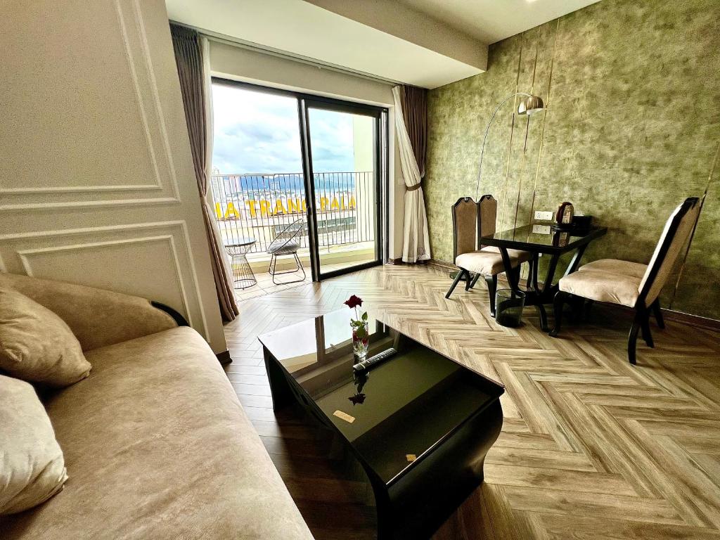 Gold Coast Luxury Apartment Nha Trang photo 2