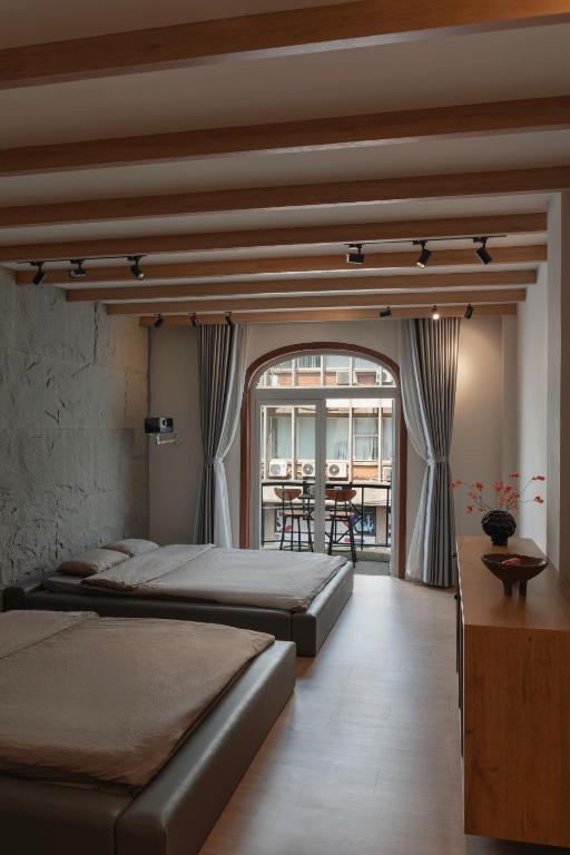 Zeus Living - City Central photo 2
