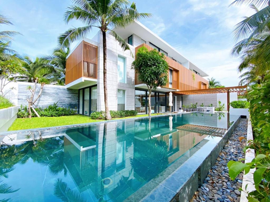 The Moonlight Villa — photo 1