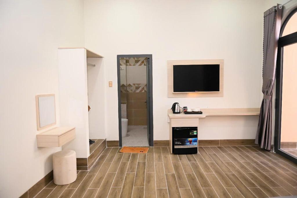Second house photo 3