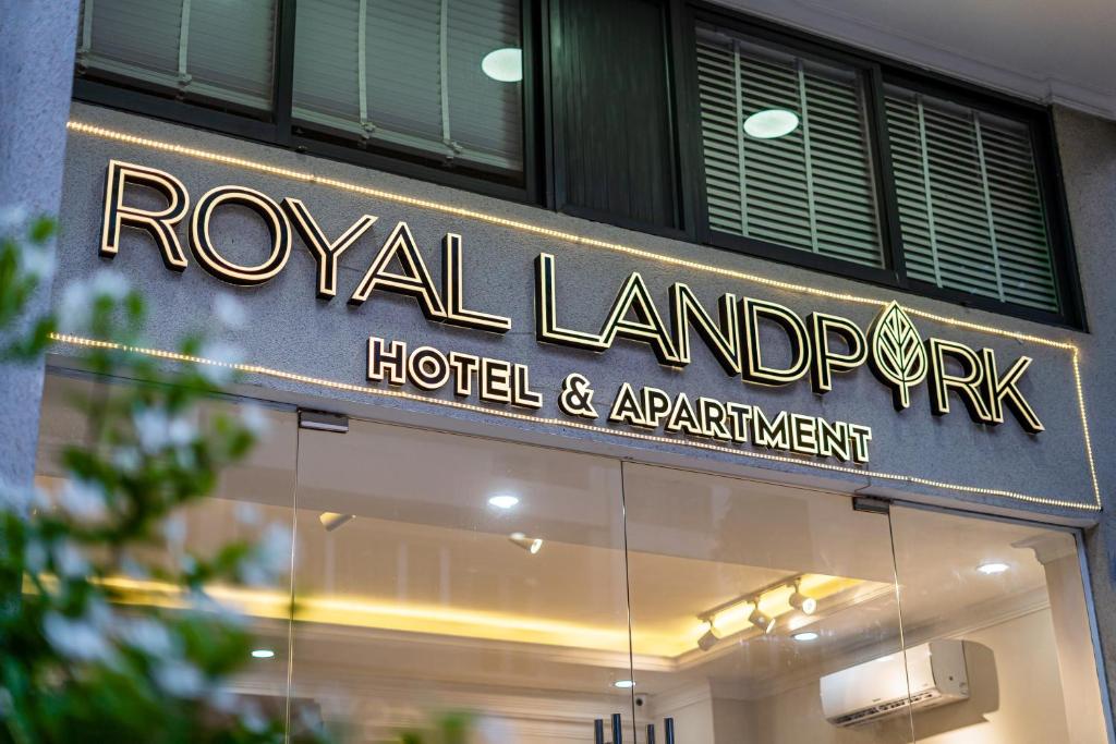 The Royal LandPark - Phu My Hung photo 2