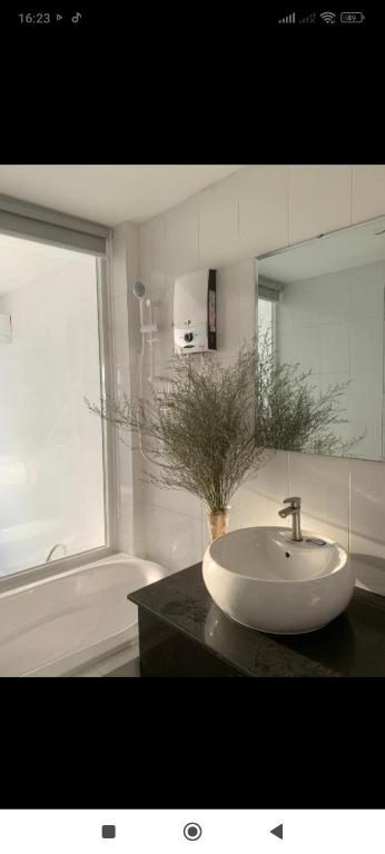 TS Beach House 5 photo 3