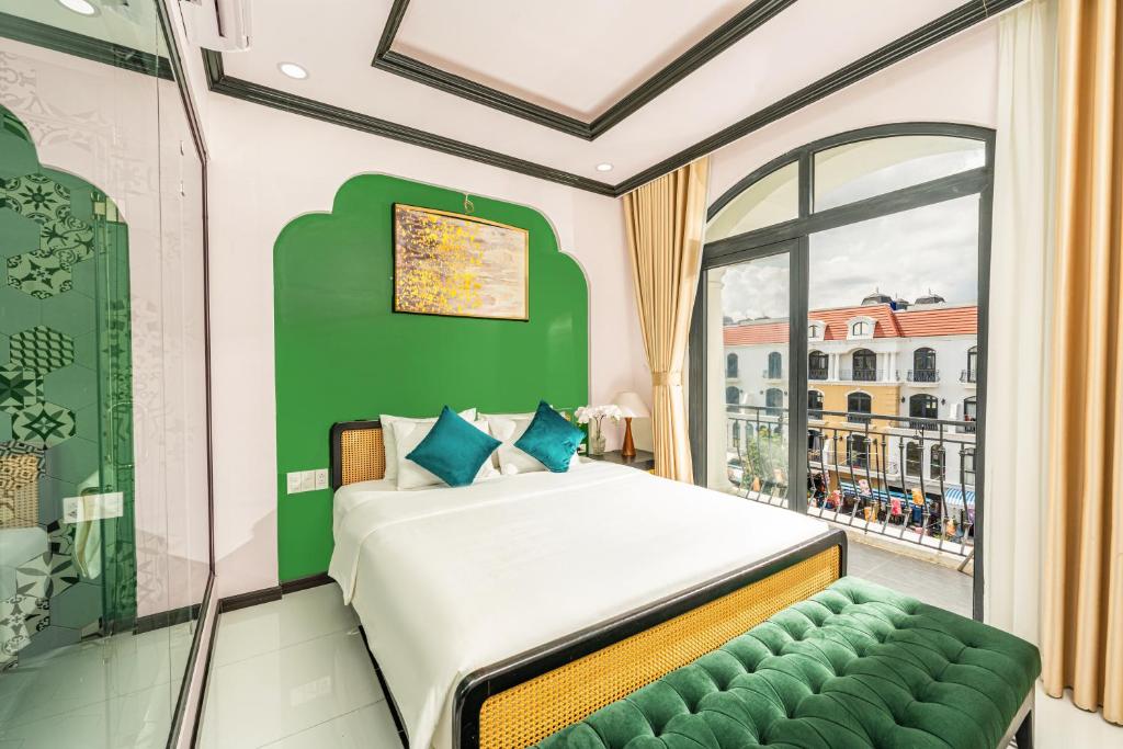 The White Wind Hotel - Grand World Phu Quoc photo 2