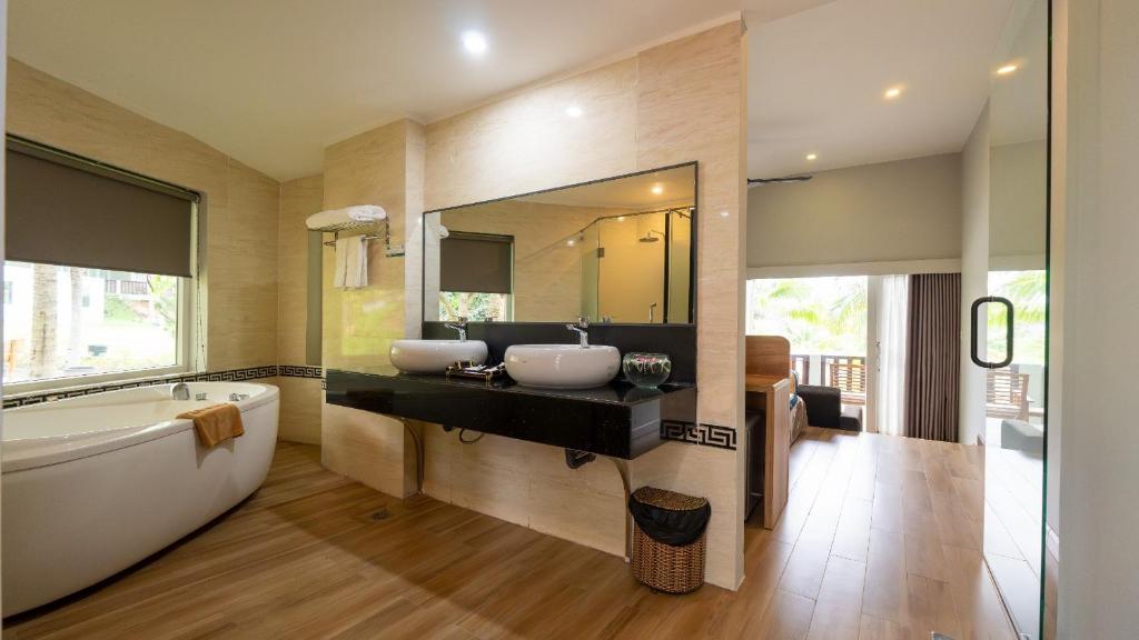 Sandunes Beach Resort & Spa photo 2