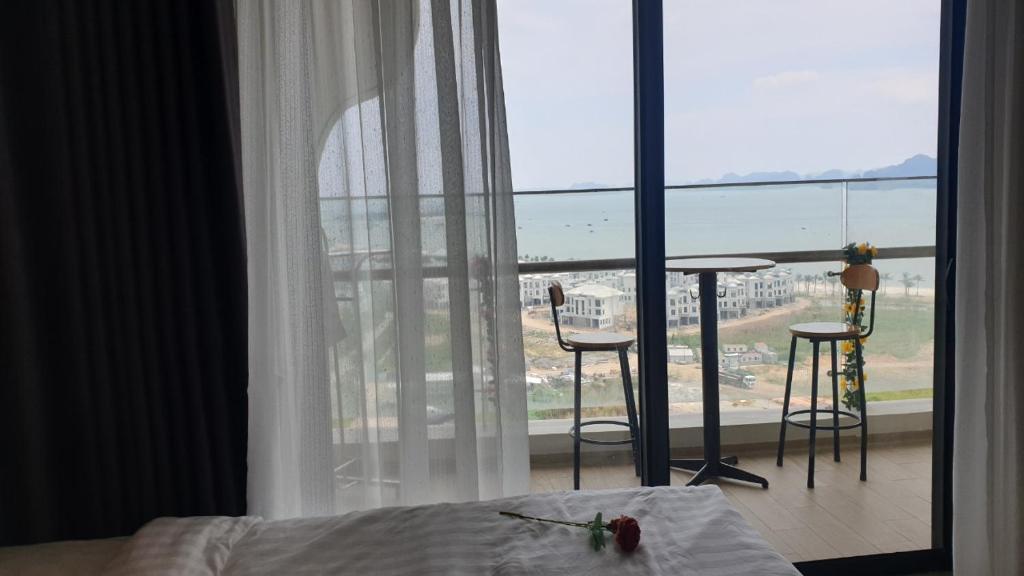 Citadines House - seaview & balcony - studio apartment — photo 1