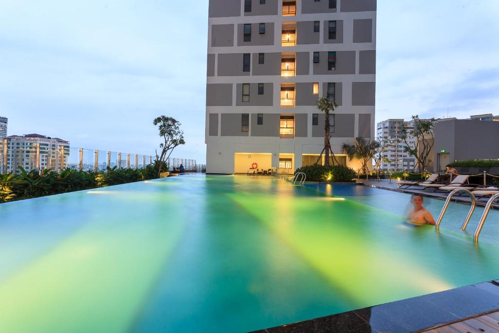 Refined Saigon - Rivergate Aparment - Free Pool photo 3