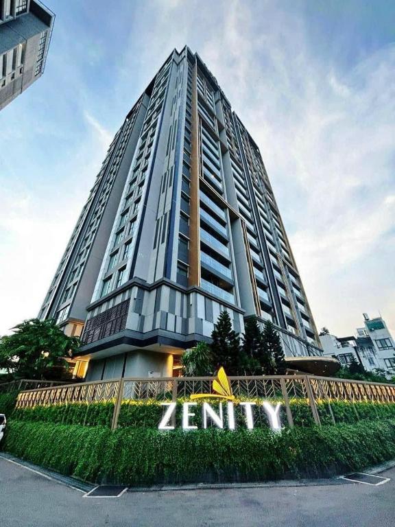 Son&Henry Zenity District 1 — photo 1