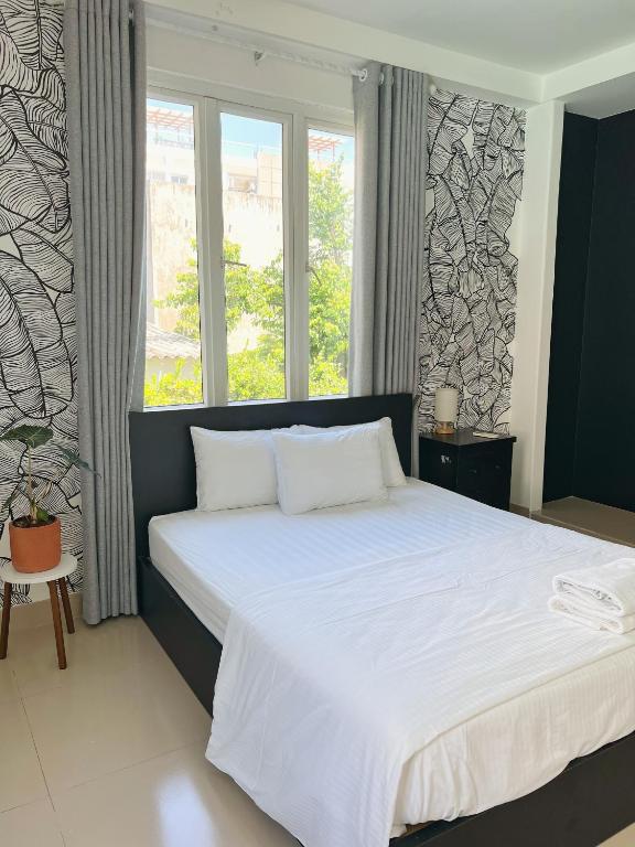5 Bedroom Villa in Vung Tau- Biệt thự 5 phòng Bãi sau- The Black & White Garden Villa photo 2