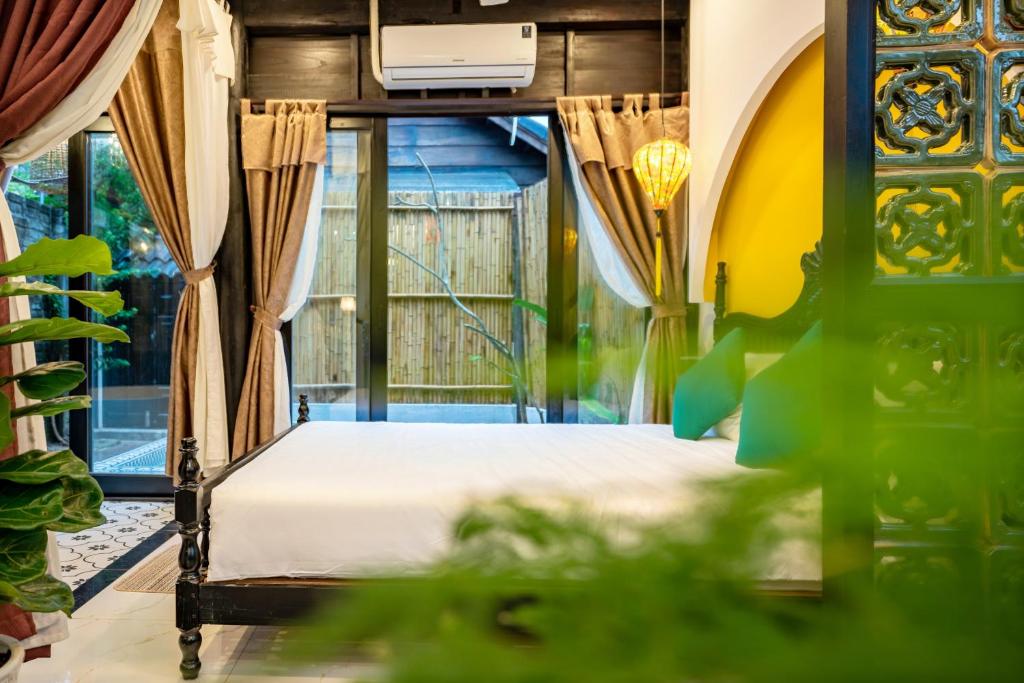 Hoi An Oasis Rosie Villa - 1 Bedroom with Private Pool and Garden View photo 2