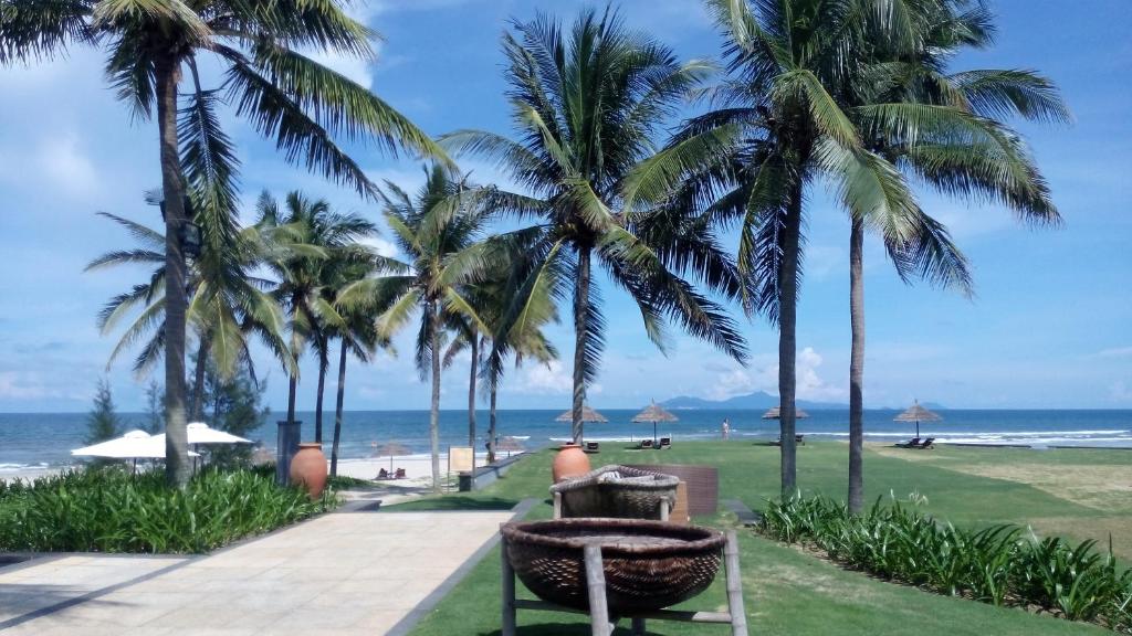 Ocean Apartment Spa & Golf Danang — photo 1