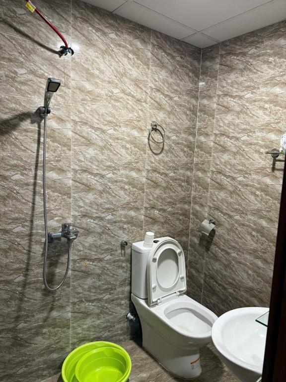 Sheraton 5 stars hotel nearby apartment photo 3