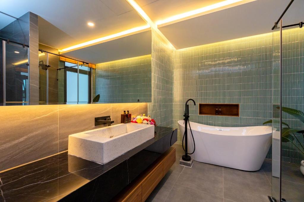 Villa B2-34 Long Cung photo 3