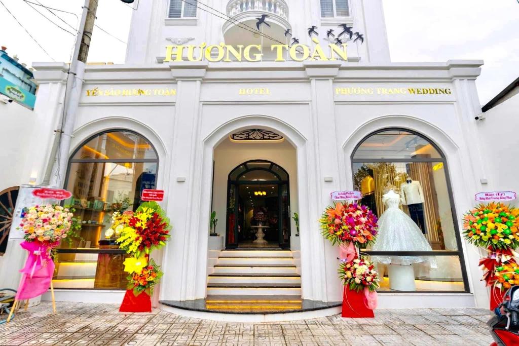 Hương Toàn 2 Hotel — photo 1