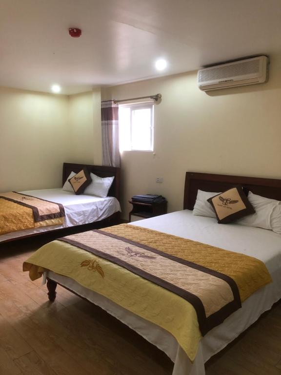 Hong Quang Hotel photo 2