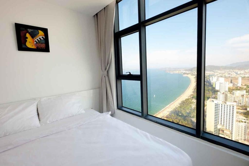 Sunrise Sea View Apartment photo 3