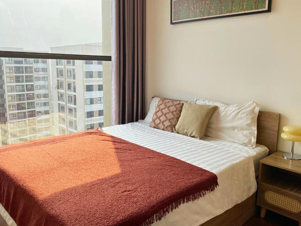 Sunny Deluxe Apartment 1-bedroom And 1-living Room photo 2