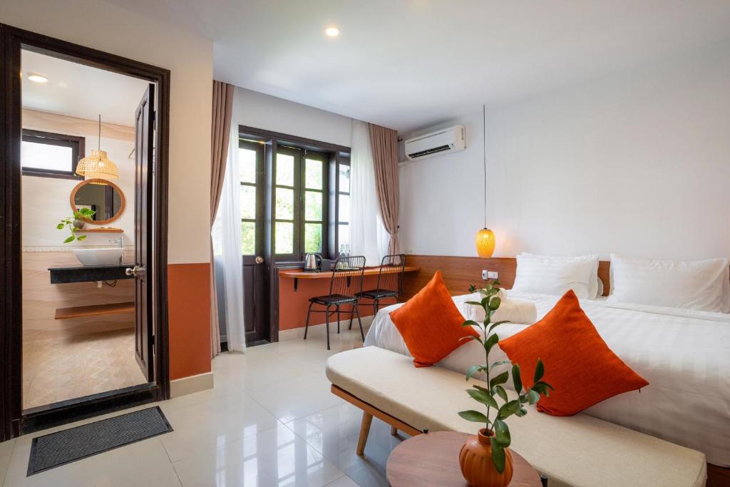 First Hoianese Center Hotel - Cultural Experiential Hotel photo 2