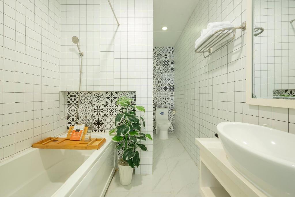 SAZI Opera Home HCM photo 3