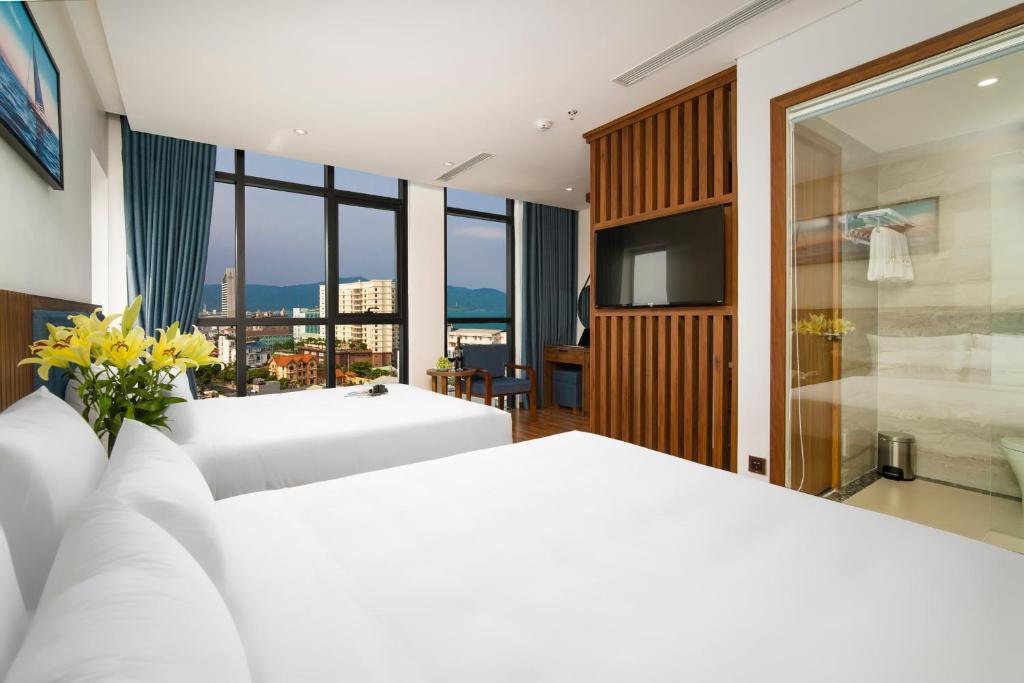 Ruby Star Da Nang - Central My Khe Beach — photo 1