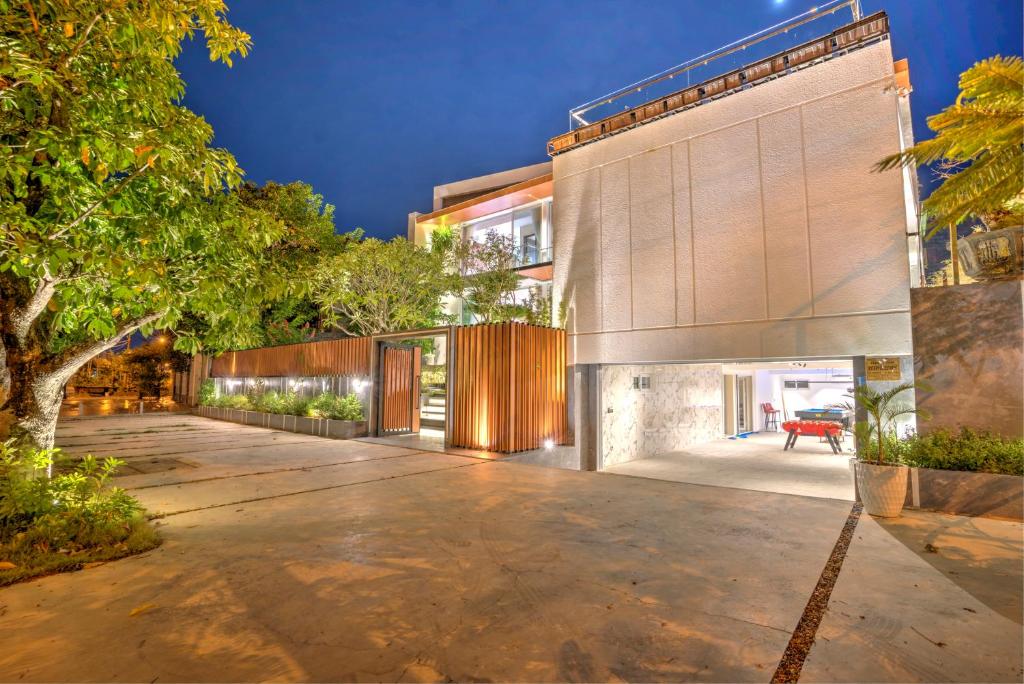 Luxury pool villa with Sauna - Free Pick up and Full AC — photo 1