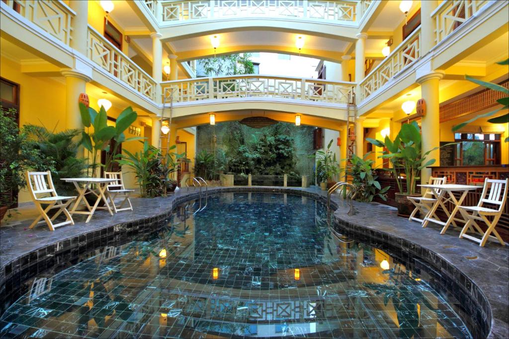 Thanh Van 1 Hotel — photo 1