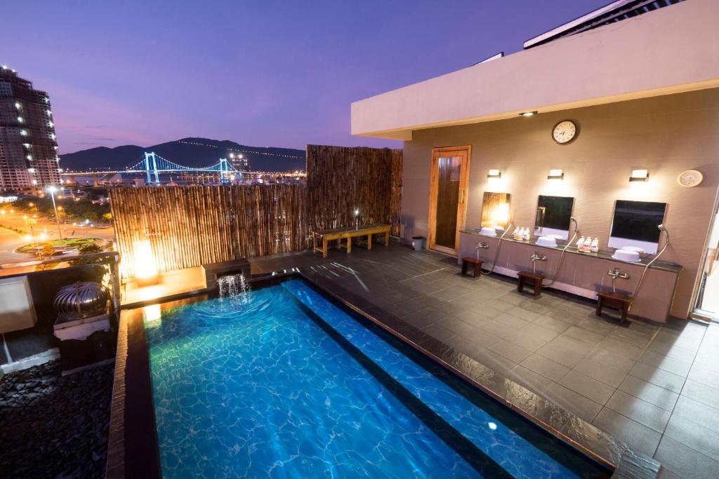 Azumaya Hotel Da Nang — photo 1