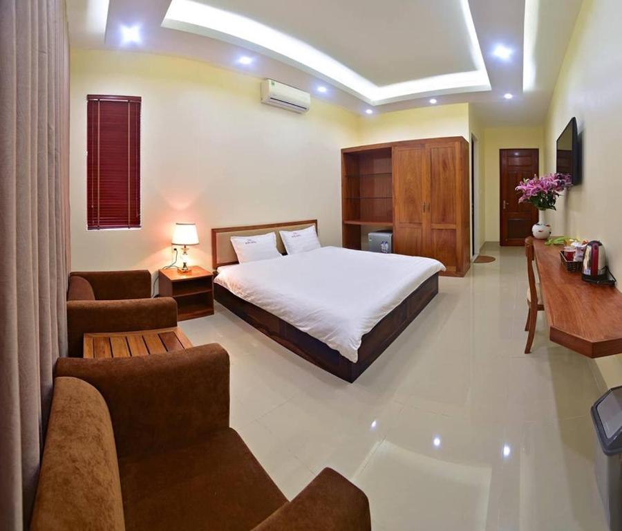 Ruby Hotel photo 2