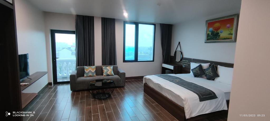 LS HOTEl photo 2