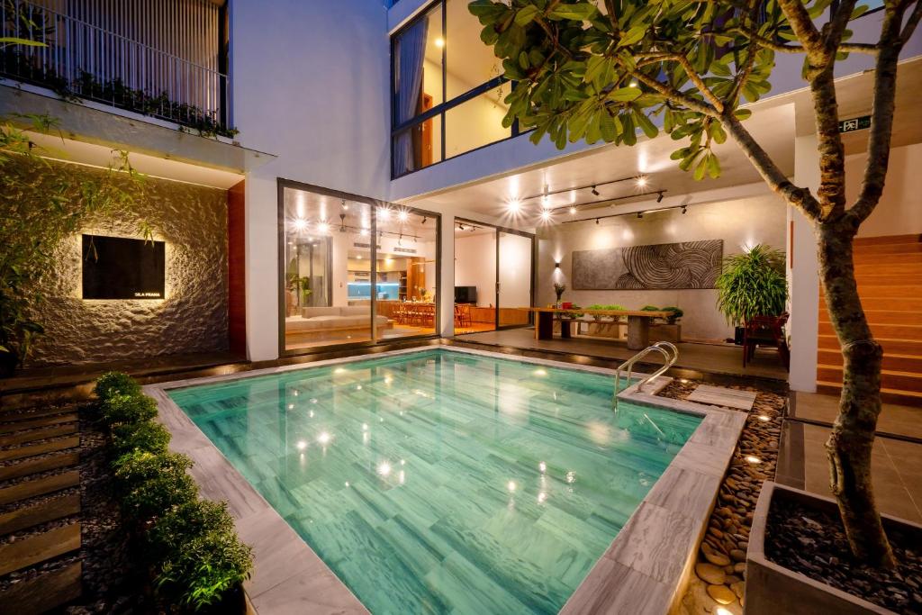Sila Prana Villa - Luxury Private 8BRs Pool Villa Da Nang Beach — photo 1