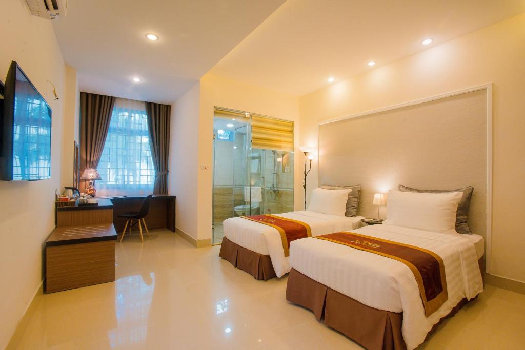 Smile Hotel photo 2