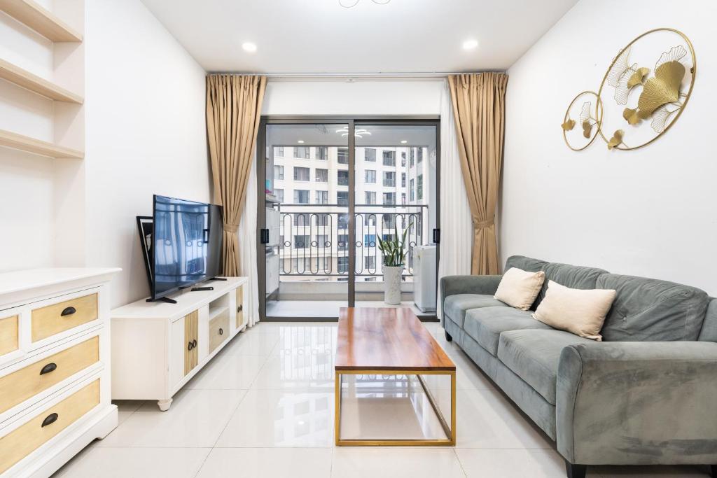 Saigon Royal Apartment 2 bedroom in center for 30 nights above — photo 1