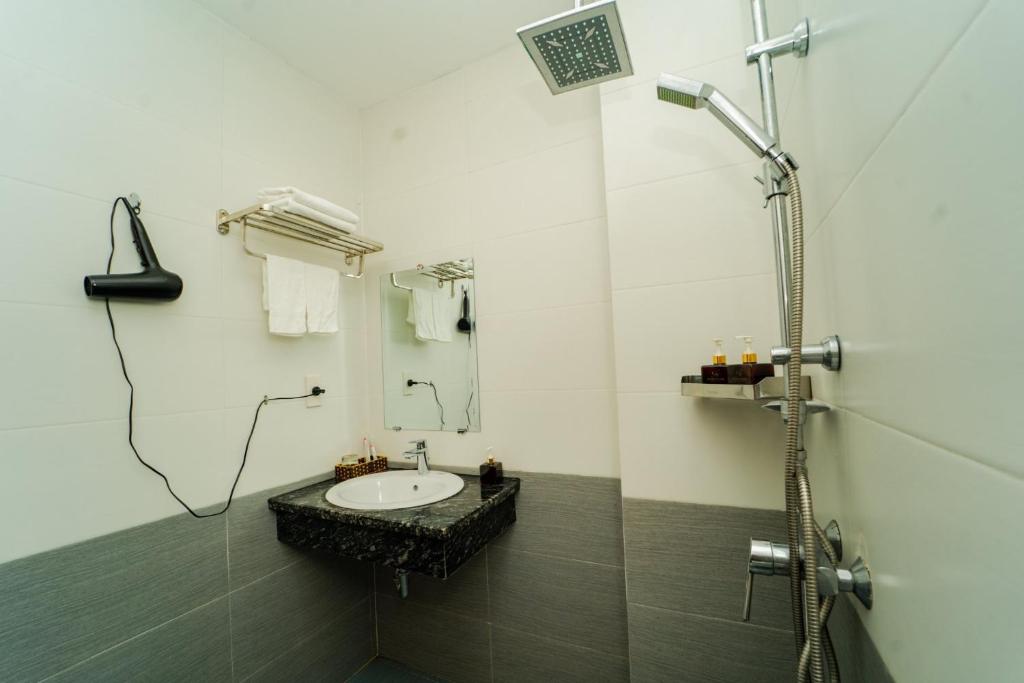 Sonne Hotel Quang Binh photo 3