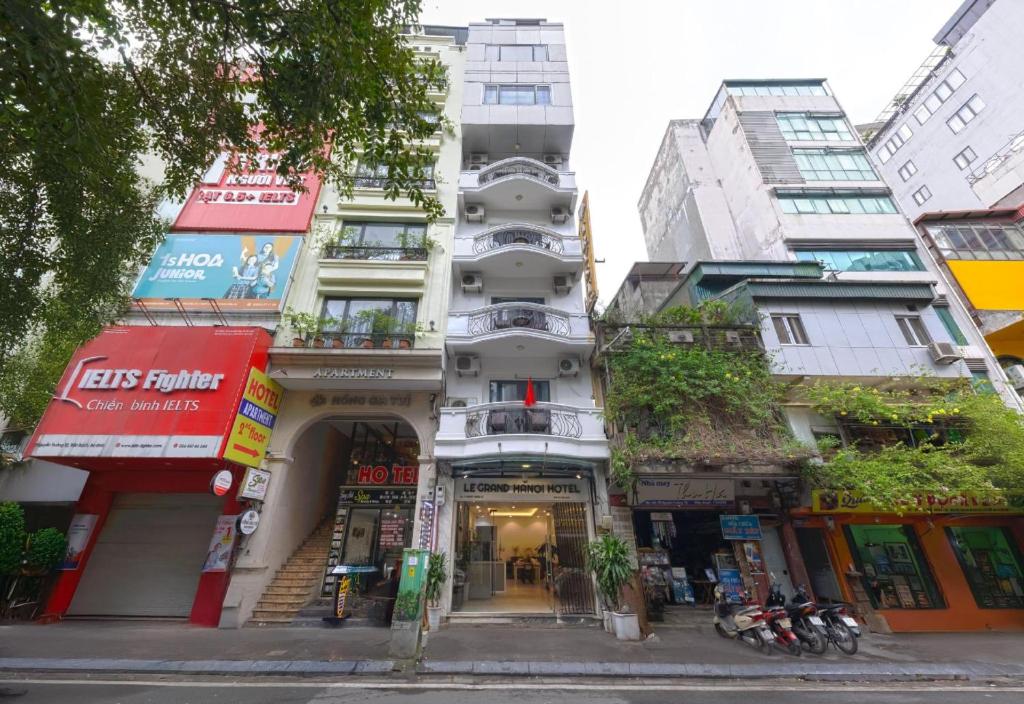 Collection O Le Grand Hanoi hotel - The Tryst — photo 1
