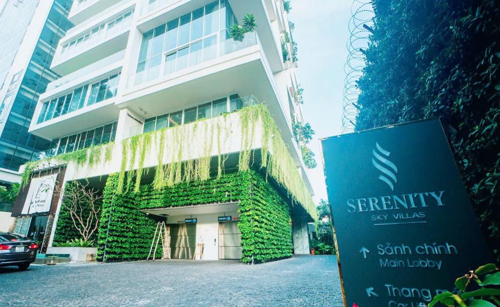 Serenity Saigon Sky Villas - Free One Way Airport Shuttle photo 3