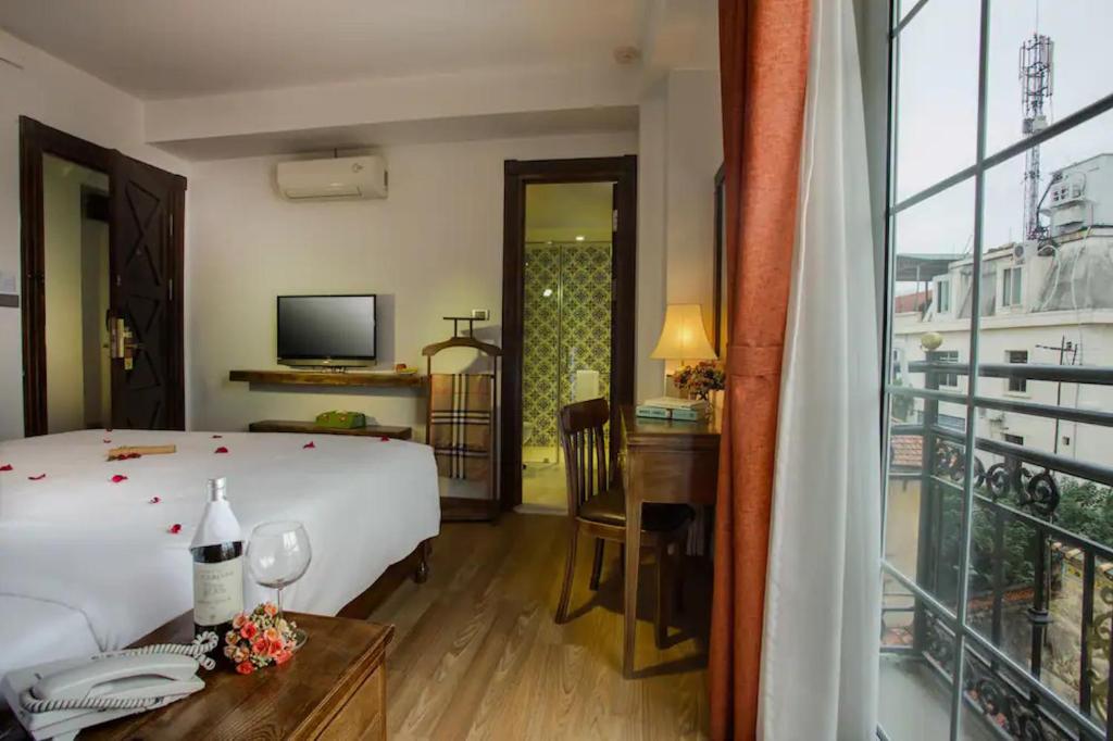 Singita Classy - A Cozy Rustic Hideaway in Hanoi Old Quarter photo 3