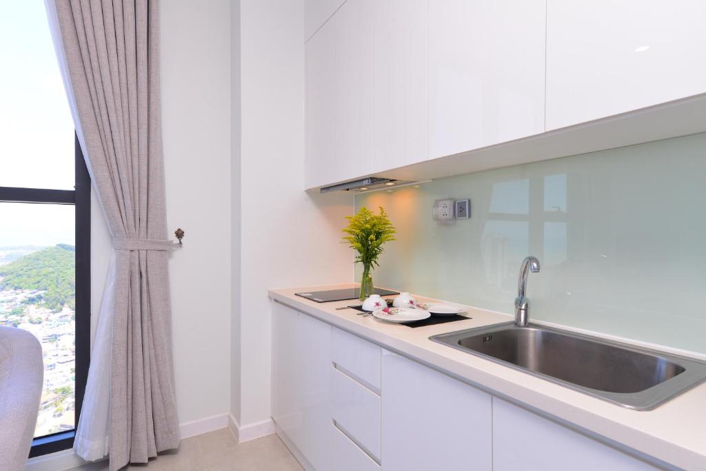 S Lux Apartment Scenia Bay Nha Trang photo 2