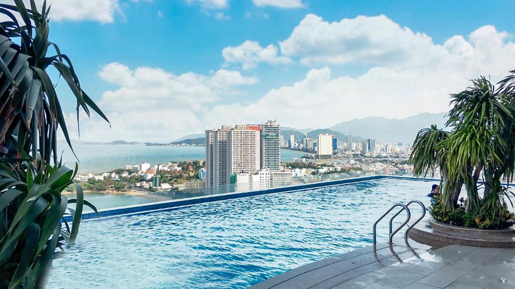 S Lux Apartment Scenia Bay Nha Trang photo 3