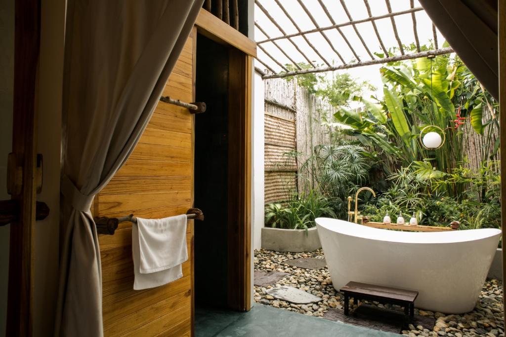 Tổ Boutique Garden photo 3