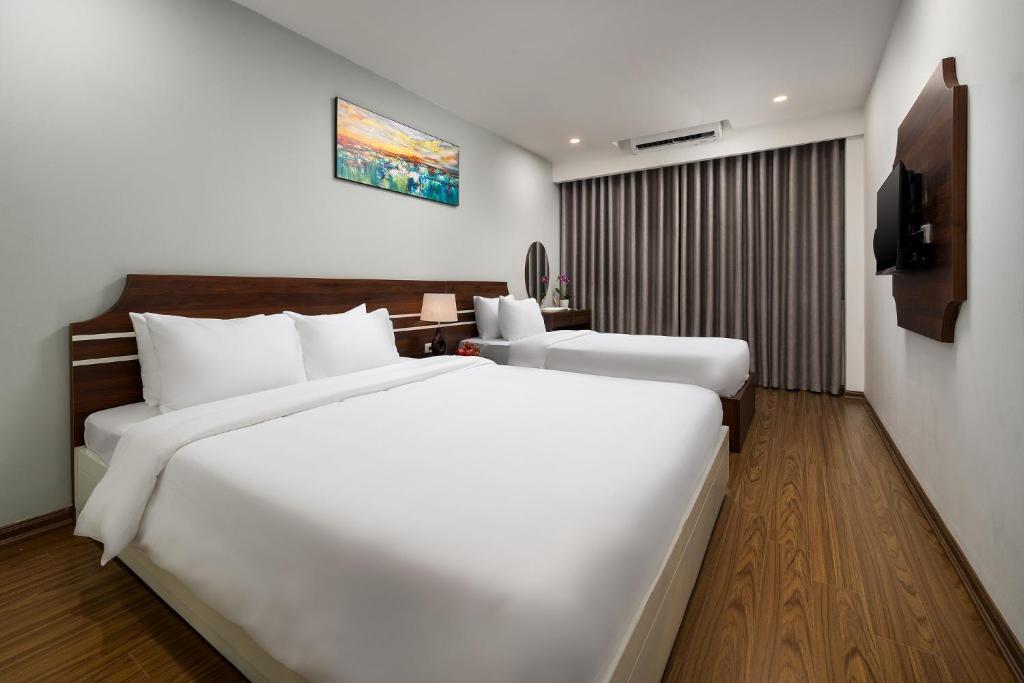 Astoria Hotel - St Joseph Cathedral Hanoi — photo 1