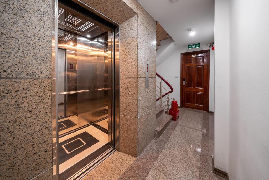 Astoria Hanoi Hotel & Travel photo 3