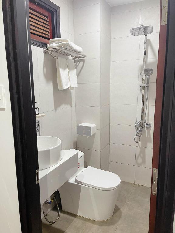Thanh Bình Hotel - 47 Y Bih - BMT photo 3