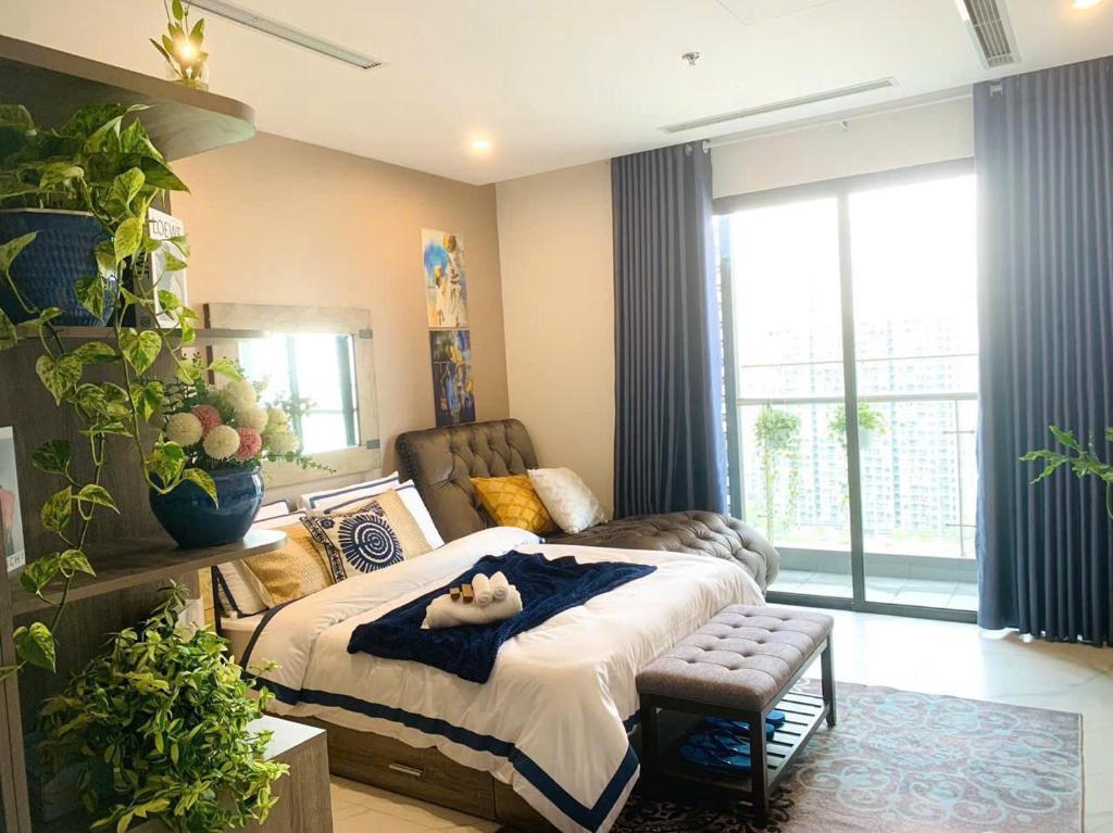 AQHOMES at Vinhomes Grand Park — photo 1