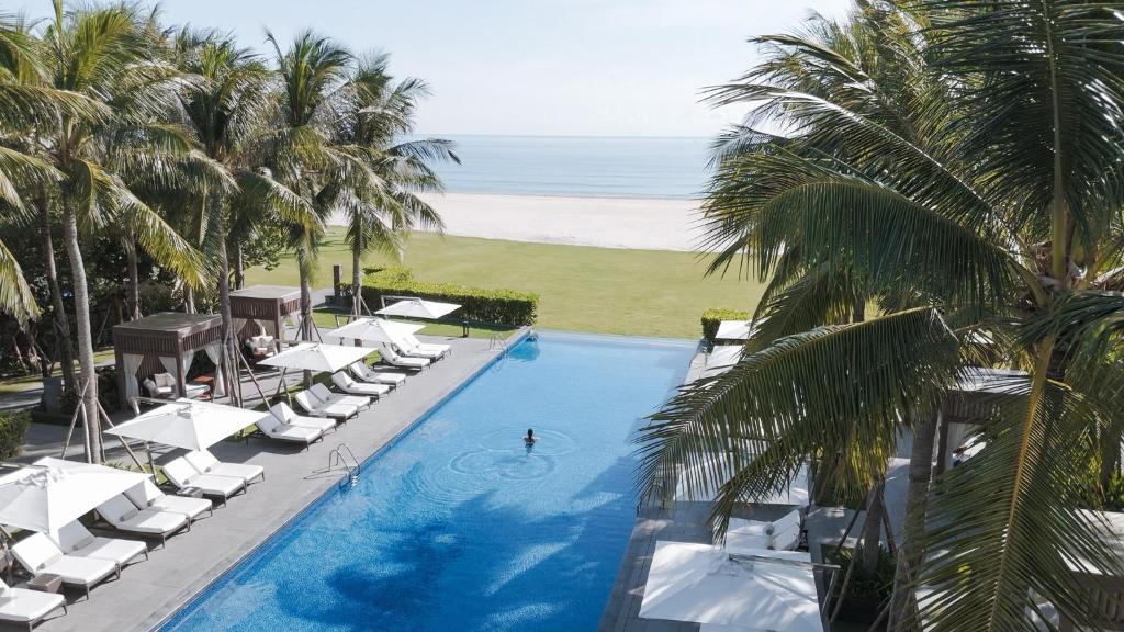 Shilla Monogram Danang photo 2