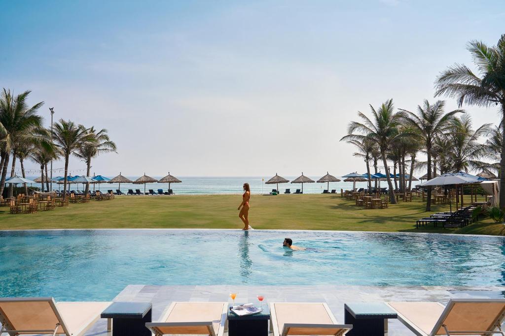 Wyndham Hoi An Royal Beachfront Resort & Villas photo 3