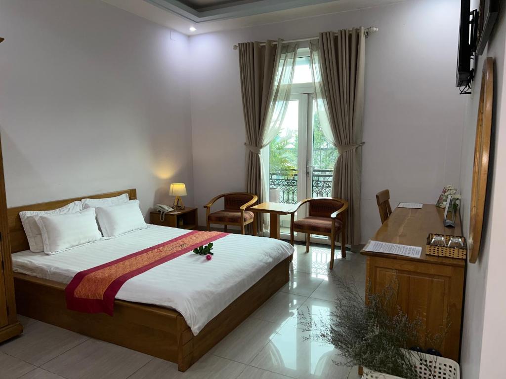 The Sun Hotel photo 2