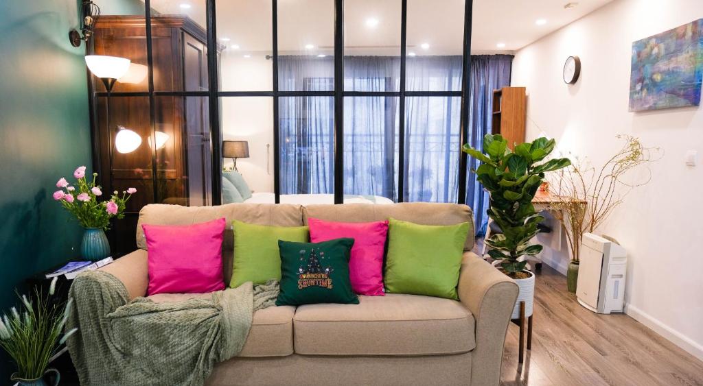 Tay Ho Studio Apartment — photo 1