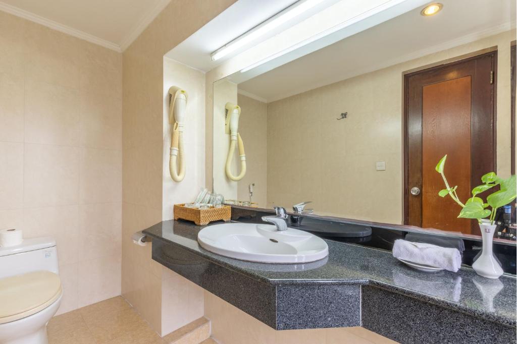Thang Loi Hotel Hanoi photo 3